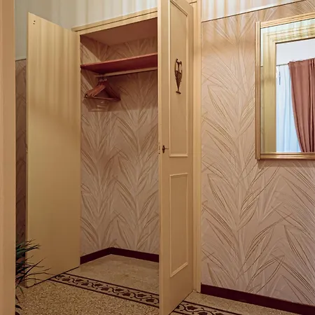 Lele Vaticano דירה *